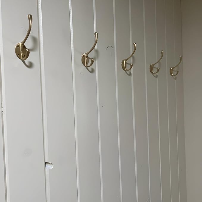 (Pack of 5) Soild Brass Wall Hooks for Hanging, Antique Brass Coat Hooks Wall Mounted, Hooks for Living Room, Bathroom, Kitchen, Bedroom for Coat, Bag, Scarf, Towel, Hat, Key